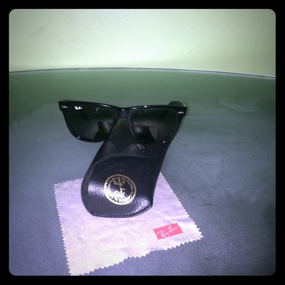 Ray Ban green classics black frame sunglasses