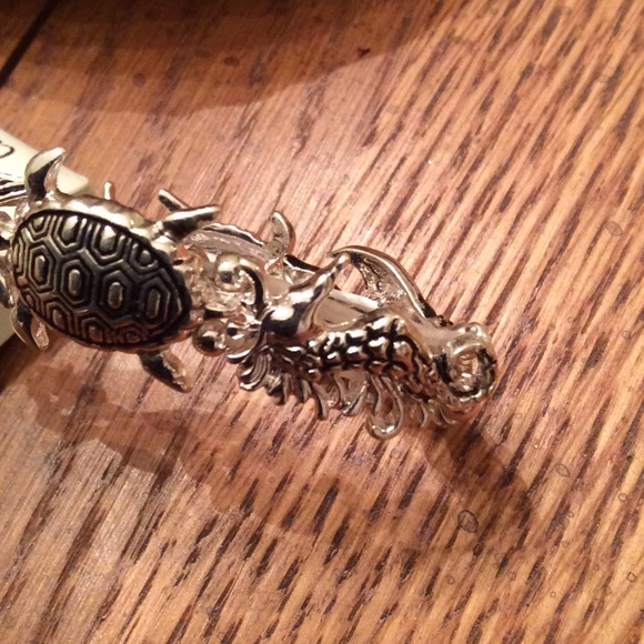 Stretch bracelet turtles,seahorse and fish sold - Picture 4 of 4