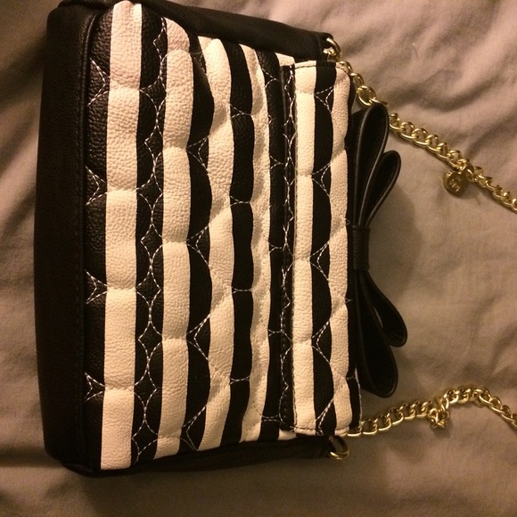 Betsey Johnson Purse - Picture 2 of 4