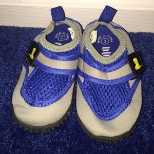 Toddler size 3 - water shoes - blue-I
