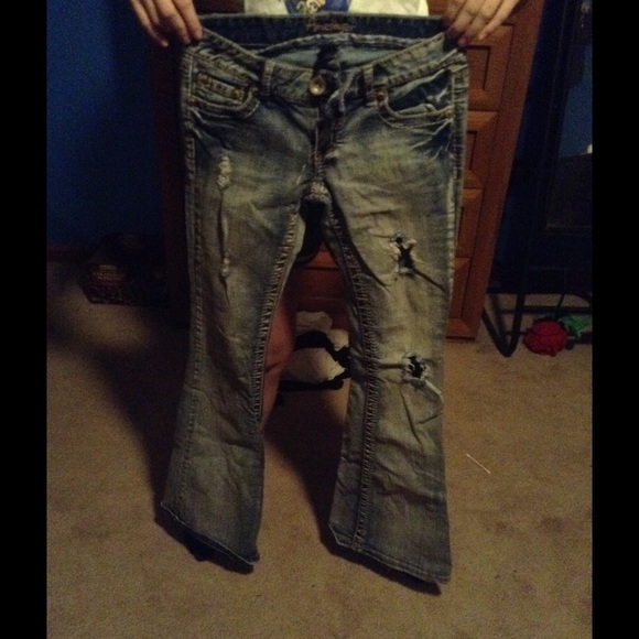 Flared amethyst size 3 jeans with holes