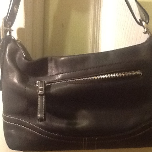 Coach Handbags - Coach black leather small hand bag purse