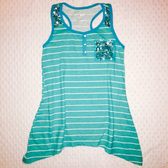 Girls tank size 10 - Picture 2 of 4
