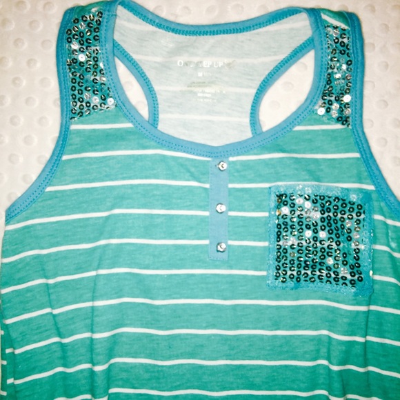 Girls tank size 10 - Picture 4 of 4