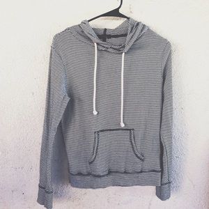 stripped pullover