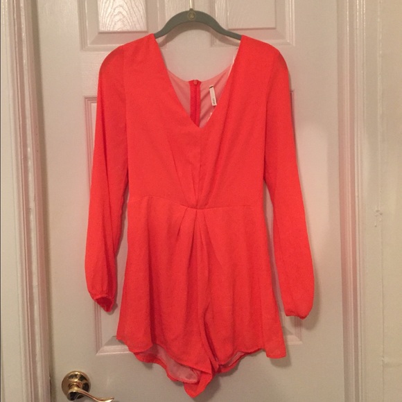 BNWT orange/coral long sleeve romper - Picture 2 of 3