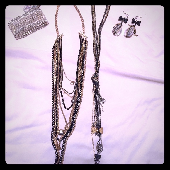Bundle of Candie's jewelry 💍