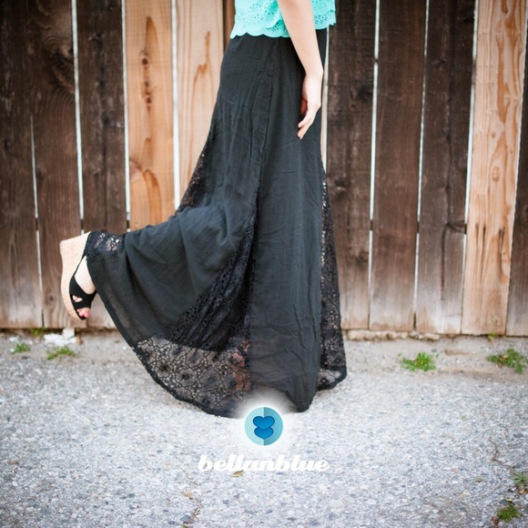 The PARKER lace maxi skirt - BLACk - Picture 3 of 4