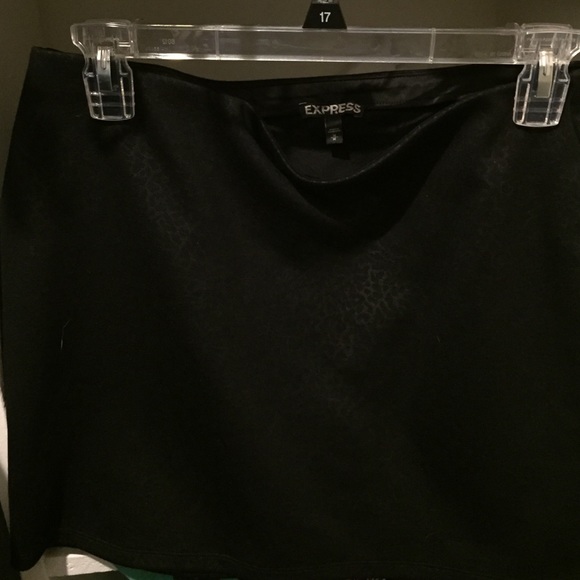 Black animal print Express skirt - Picture 1 of 3
