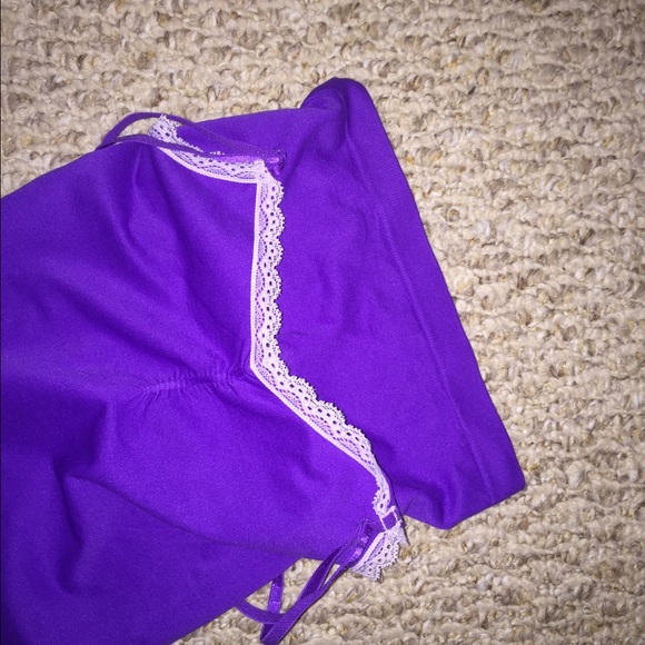 VS Tank with bra insert Sz XS - Picture 3 of 3