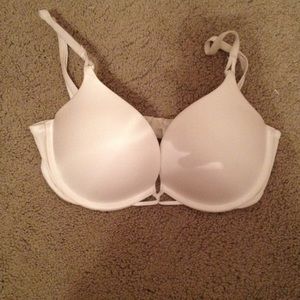 Bombshell Bra!