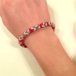 Simple bead bracelet