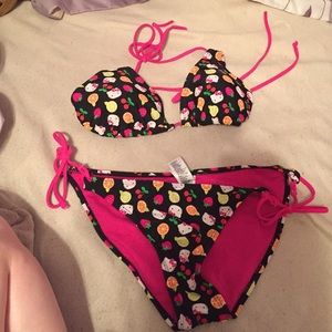 Hello Kitty bikini
