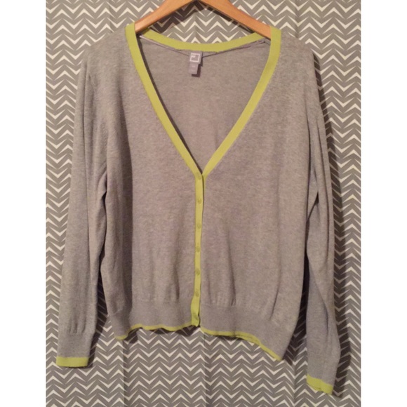NWOT Gray Cardigan with Bright Yellow Detail - Picture 1 of 3