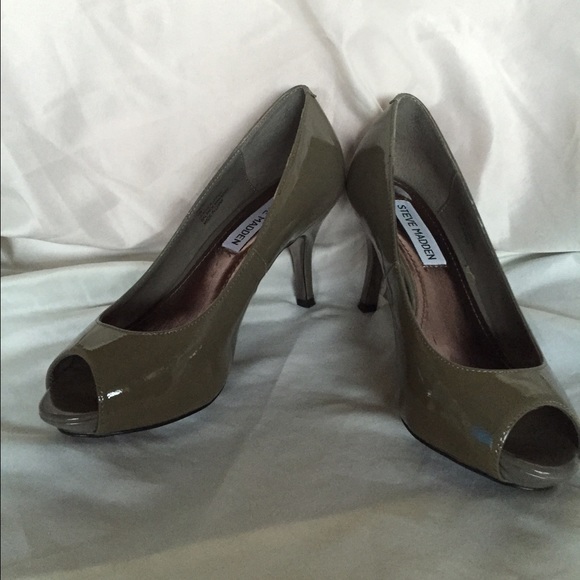 Steve Madden Peep Toe Pumps
