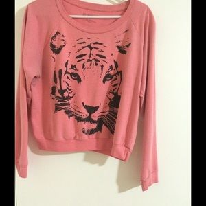 🐯 Coral sweater with tiger design 💕