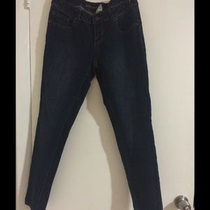💥💕 size 11 Wet Seal dark wash skinny jeans