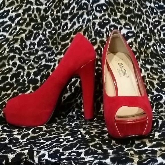 *Sold on other site* Sexy red heels