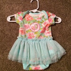 Worn only one size newborn tutu