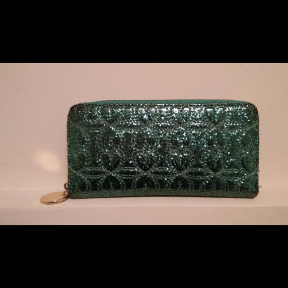 Green Wallet