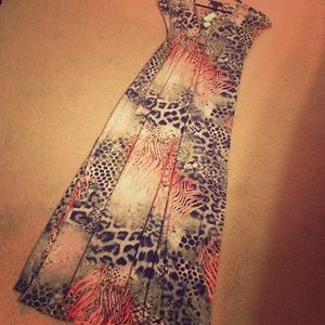 95% Polyester 5% Cotton... sooo comfortable! NEW!