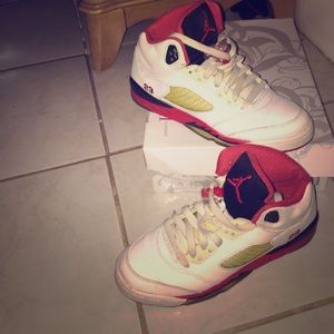 Jordan Fire Red 5's