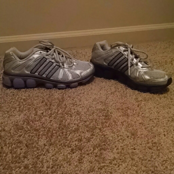 Cushioned running shoes