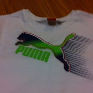 Boys puma t-shirt in size XL