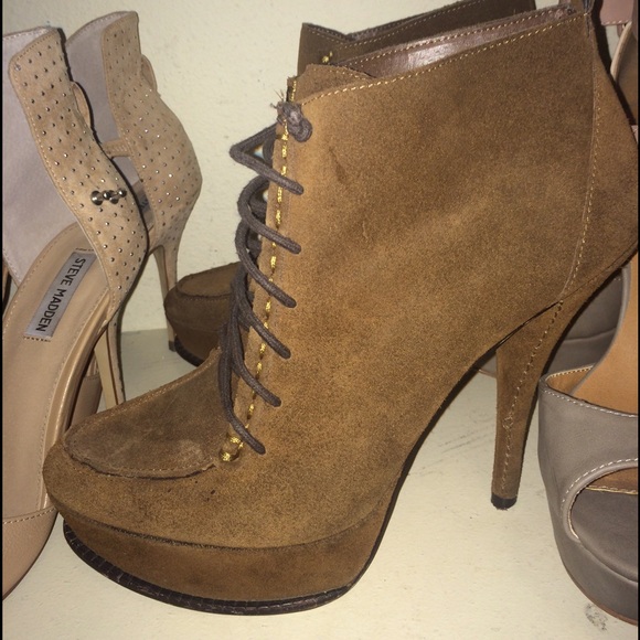 H by Halston laced booties