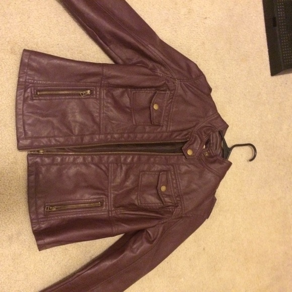 Leather jacket - Picture 1 of 1
