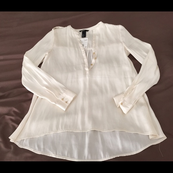 H&M Tops - H&M Cream Top