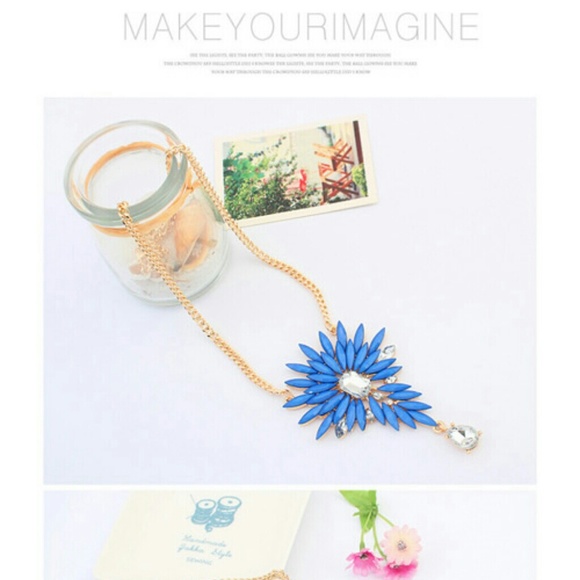 Statement Necklace - Picture 2 of 2