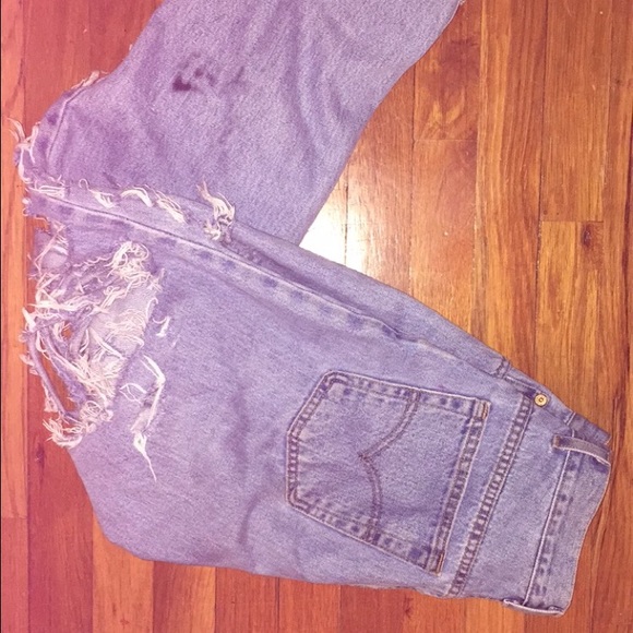 Distressed Ripped Jeans - Picture 3 of 4