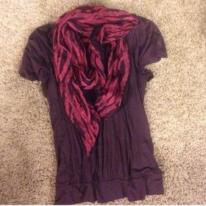 ELLE shirt and scarf bundle