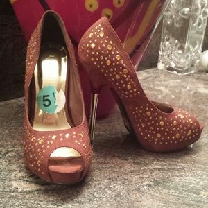 Burnt Orange Shoe with yellow studs