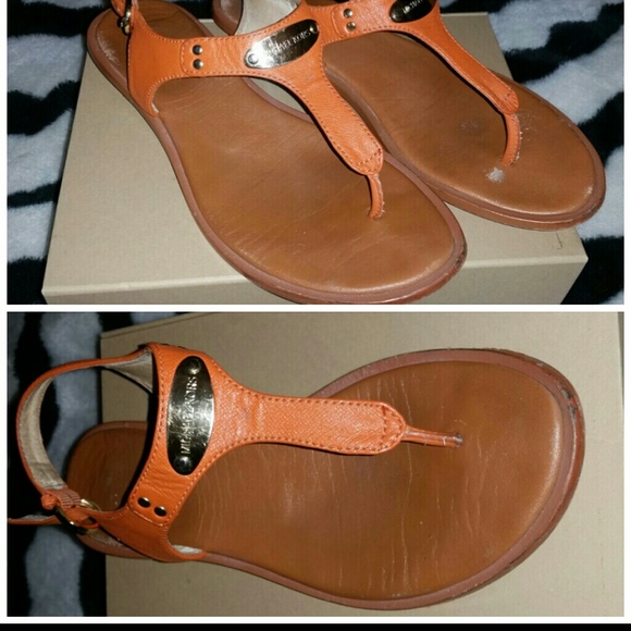 MK Sandals - Picture 1 of 1