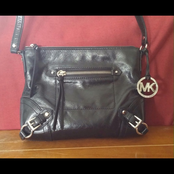 Michael Kors Fallon Messenger Crossbody Bag