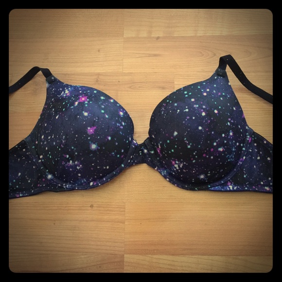 PINK Victoria's Secret bra