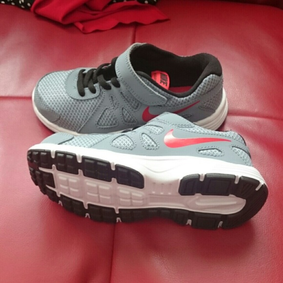 Nike Little Boys Sneakers (NEW)