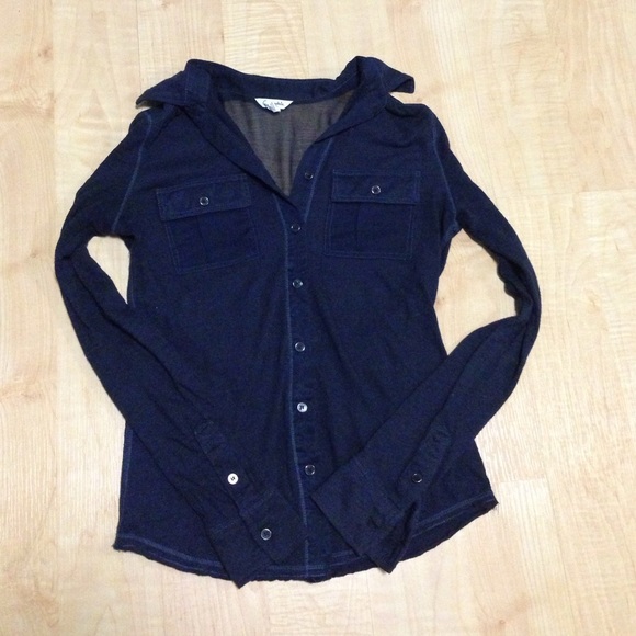 🚫 TRADED  Aero button up shirt