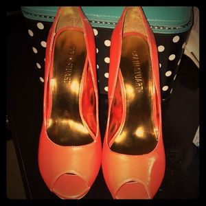 NWT Colin Stuart Red Heels