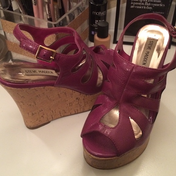 Steve Madden Wedges