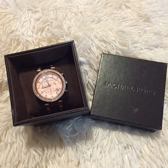 🎀MK ROSE GOLD WATCH🎀 - Picture 2 of 4
