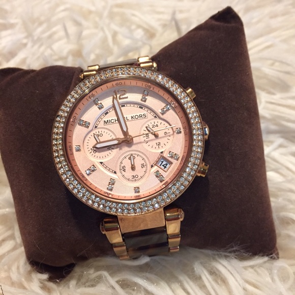 🎀MK ROSE GOLD WATCH🎀 - Picture 3 of 4