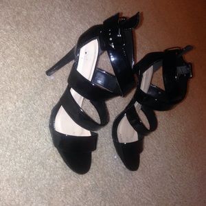 size 9. heels
