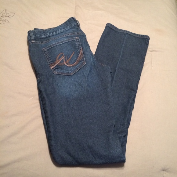 Barely Boot size 6L Express Jeans
