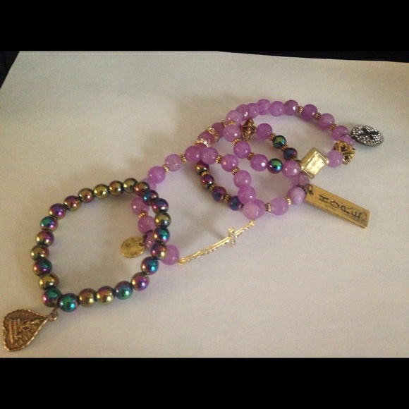 Bracelets - Picture 2 of 3