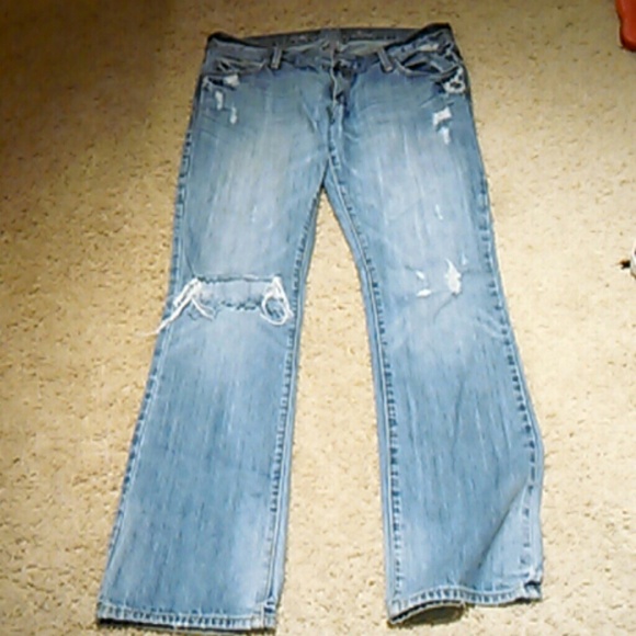 Abercrombie and Fitch size 6 distressed jeans
