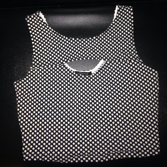 Crop top