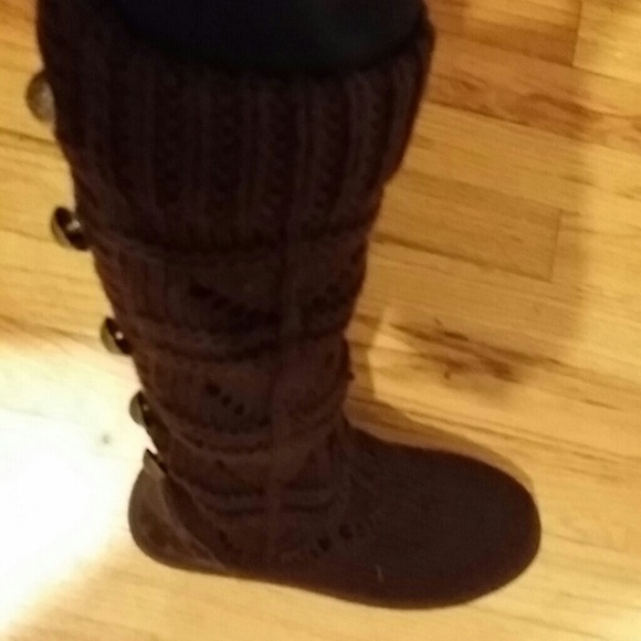Boots - Picture 2 of 4
